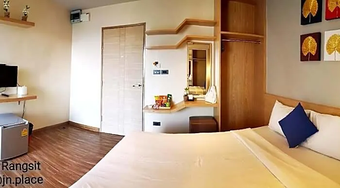 Jn Place 2*